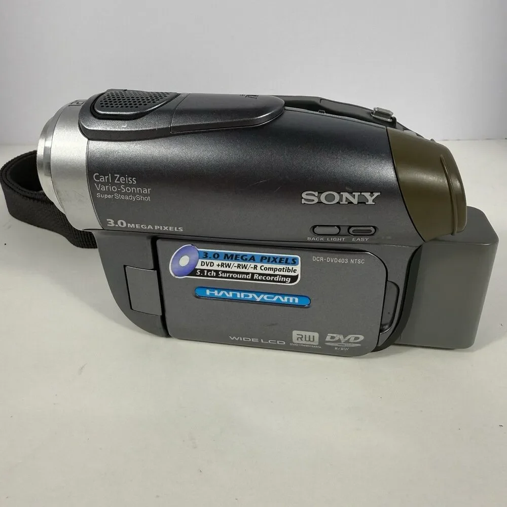 Sony Handycam DCR-DVD403 Video Camera Camcorder 120x Zoom Charger & Batteries